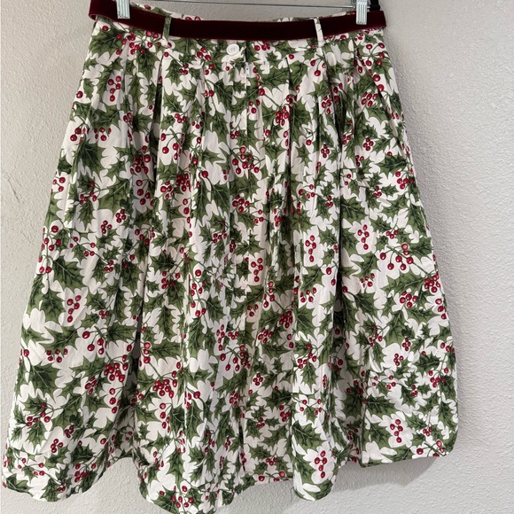 Hell Bunny Holly Circle Skirt - Picture 2 of 5
